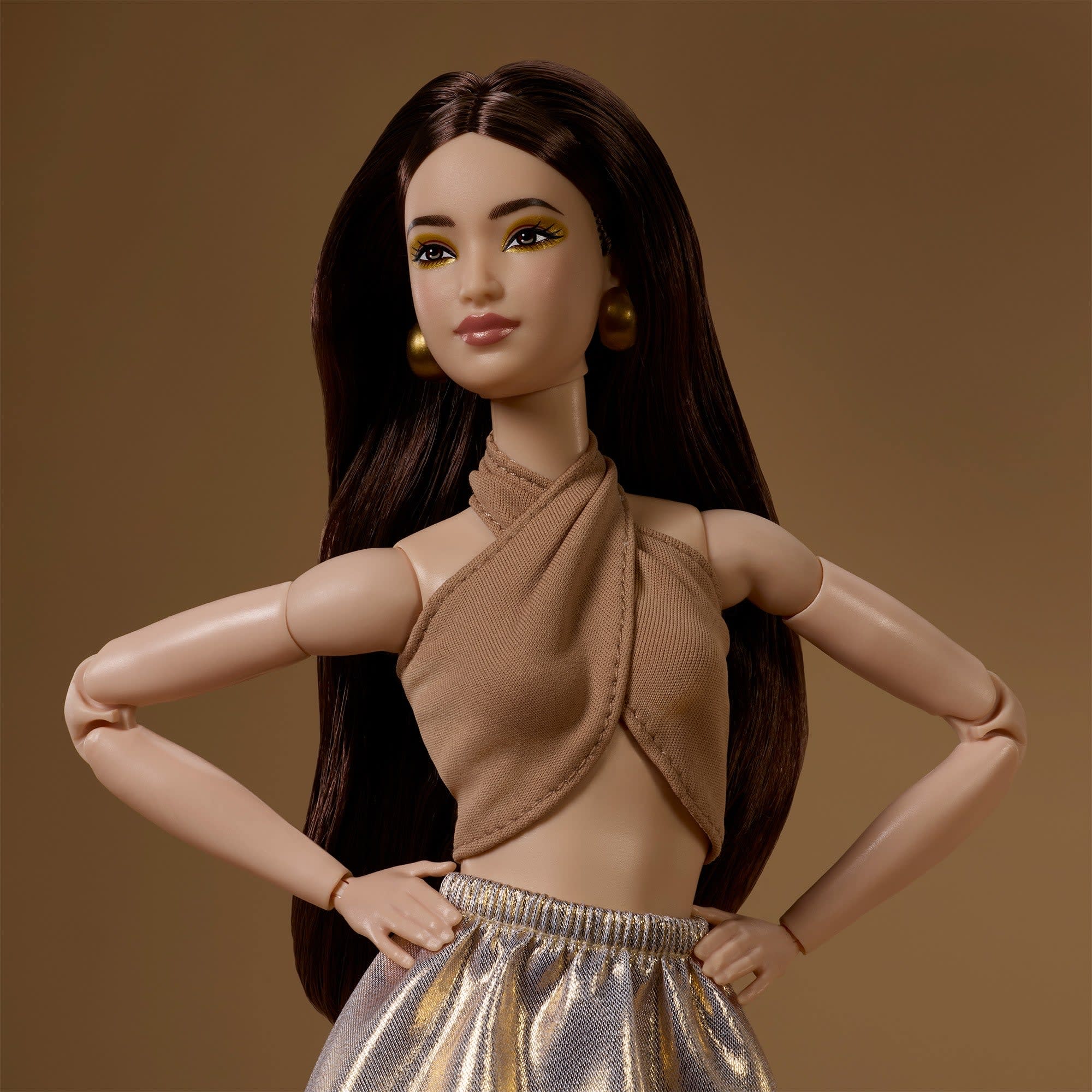 Barbie Basics 2026 Neutrals Series. Model 06 - Image 2