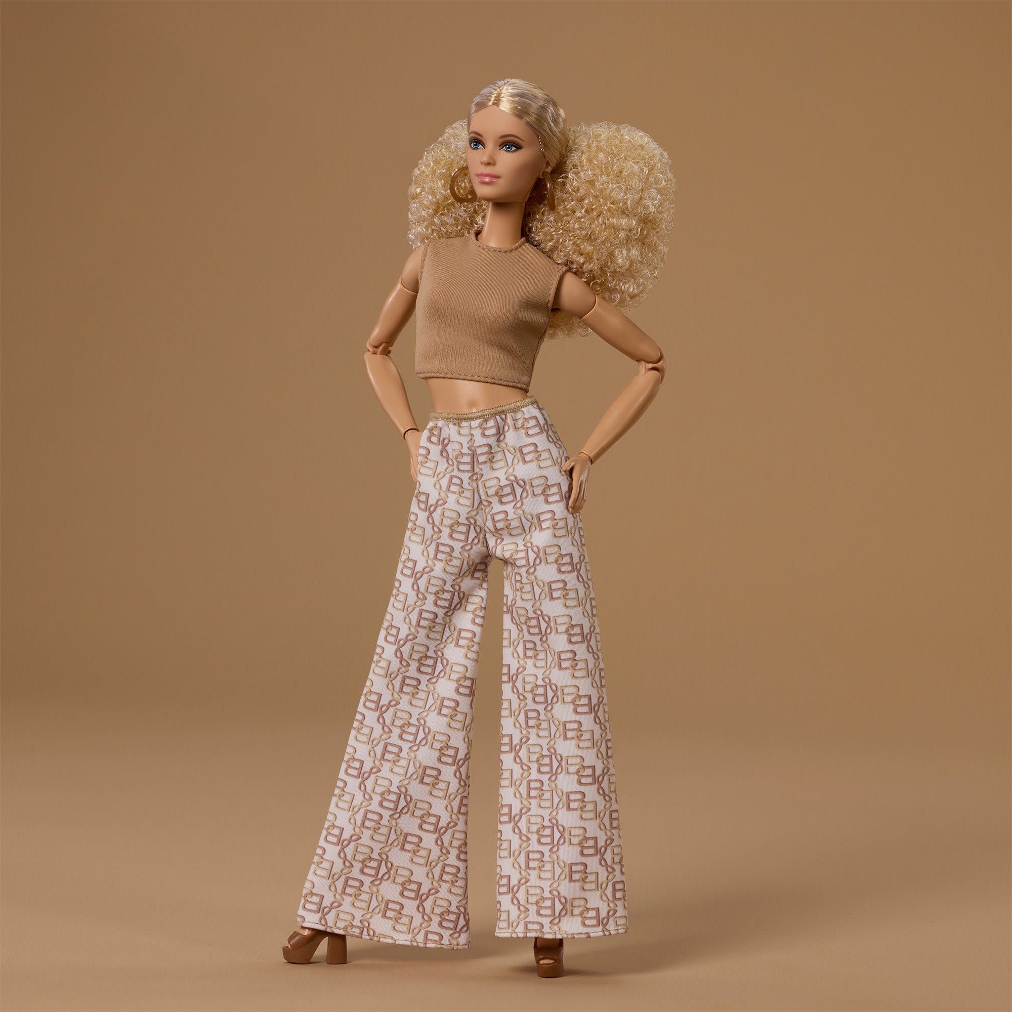 Barbie Basics 2026 Neutrals Series. Model 07 - Image 3