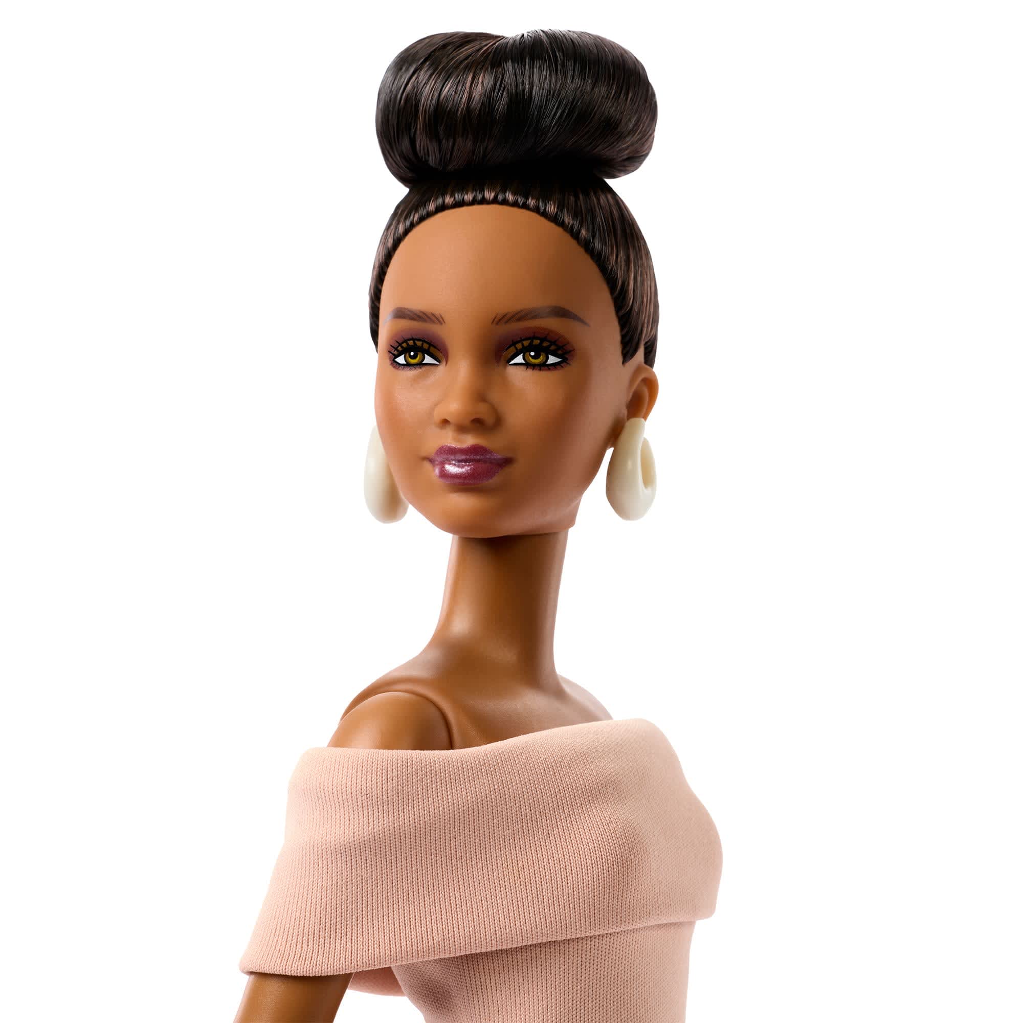 Barbie Basics 2026 Neutrals Series. Model 08 - Image 4