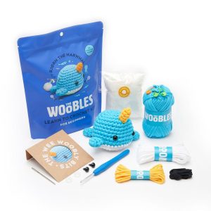 Bj?rn the Narwhal Learn to Crochet Kit