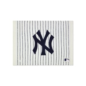 CozyChic® New York Yankees™ Stroller Blanket. 30x40