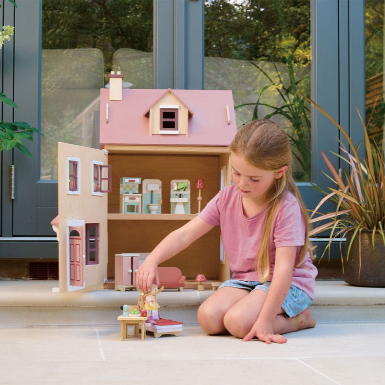 Foxtail Villa Dollhouse - Image 2