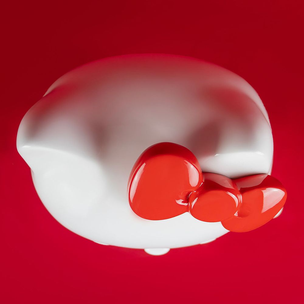 Hello Kitty Figure in Red Robe - 10.6 - Image 3