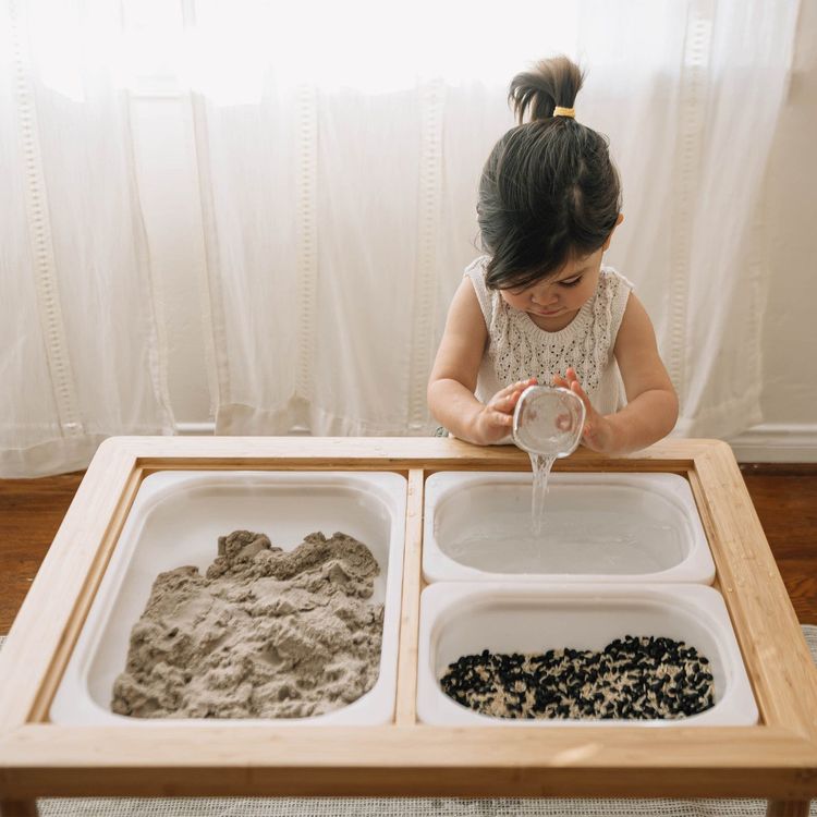 Land. Sand and Water Activity Learning Table - Image 4