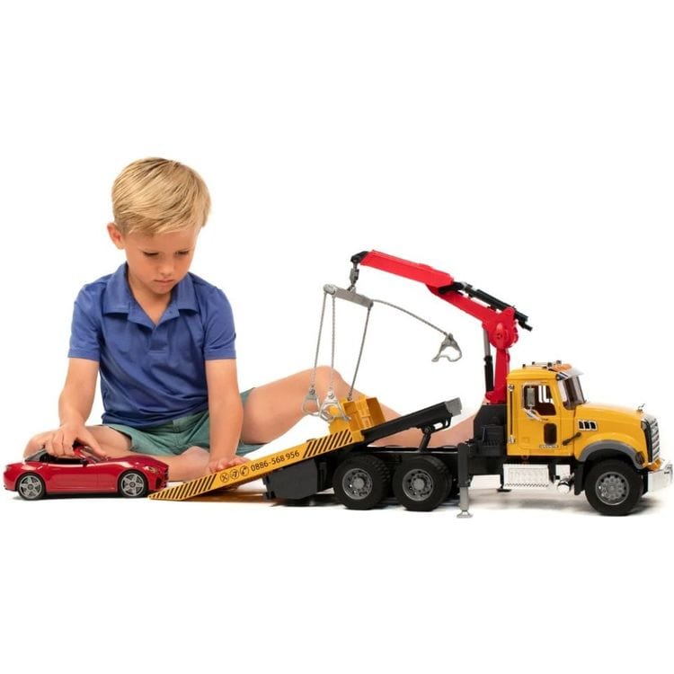 MACK Granite Tow Truck with Bruder Roadster - Image 2