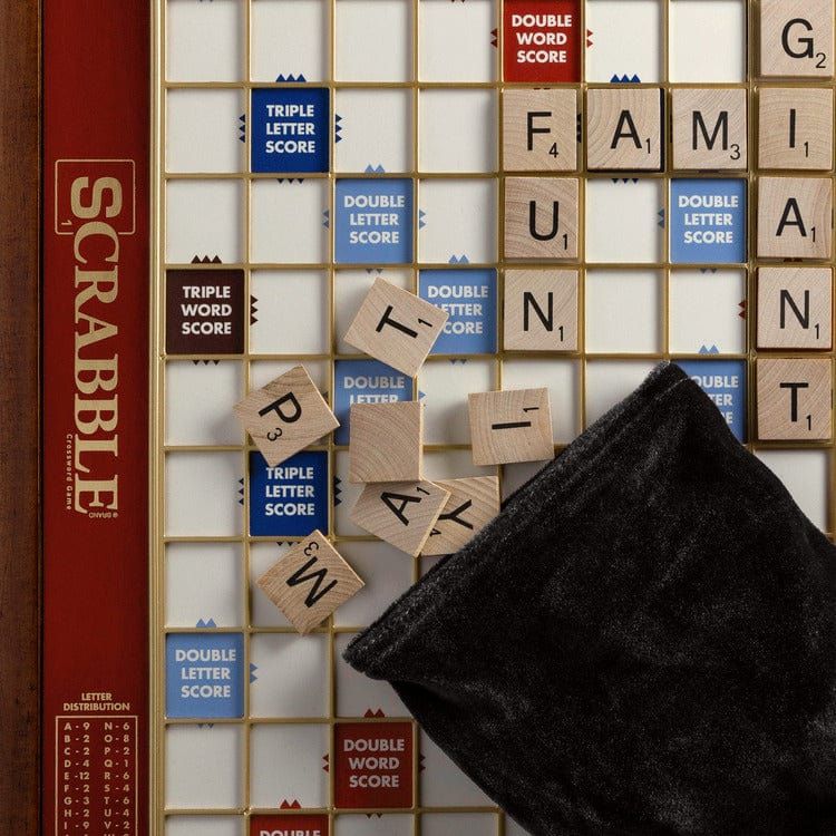 Scrabble Giant Deluxe Edition - Image 4