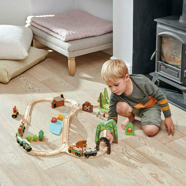 Wild Pines Train Set - Image 2